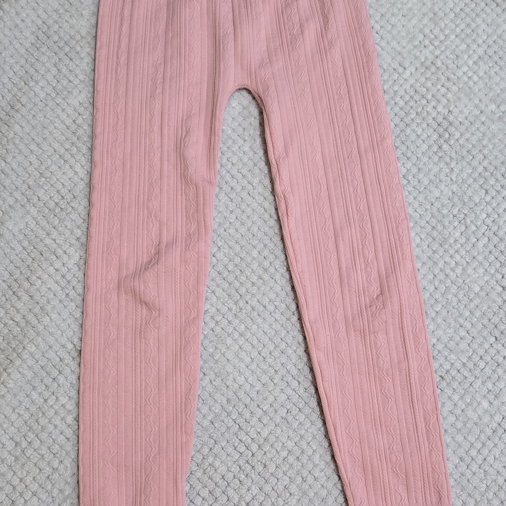 2 Cute Pink Ribbed Knit Leggings - Picture 2 of 3